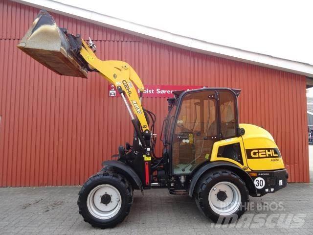 Gehl 650 Mini loaders