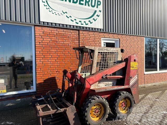 Gehl SL 2610 Mini loaders