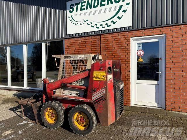 Gehl SL 2610 Mini loaders