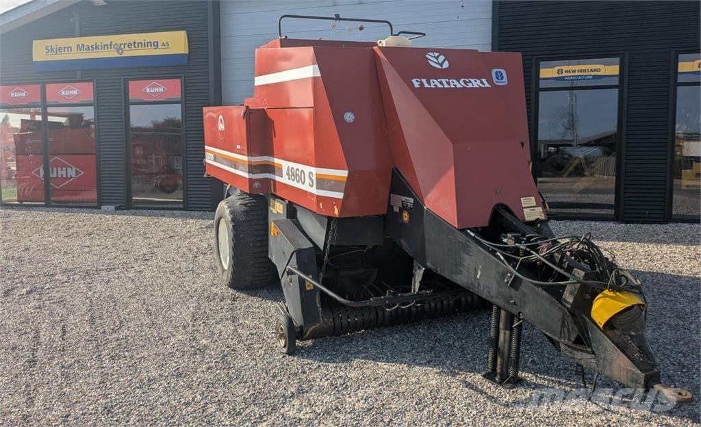 Hesston 4860 Square balers