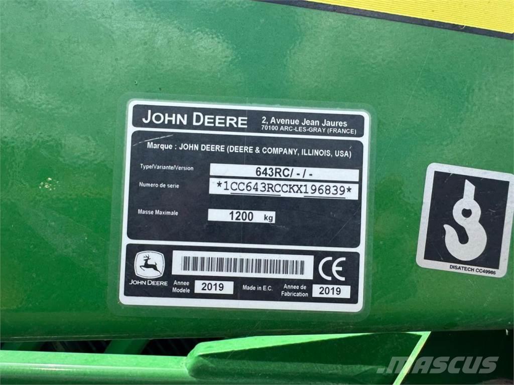 John Deere 6155M Tractors