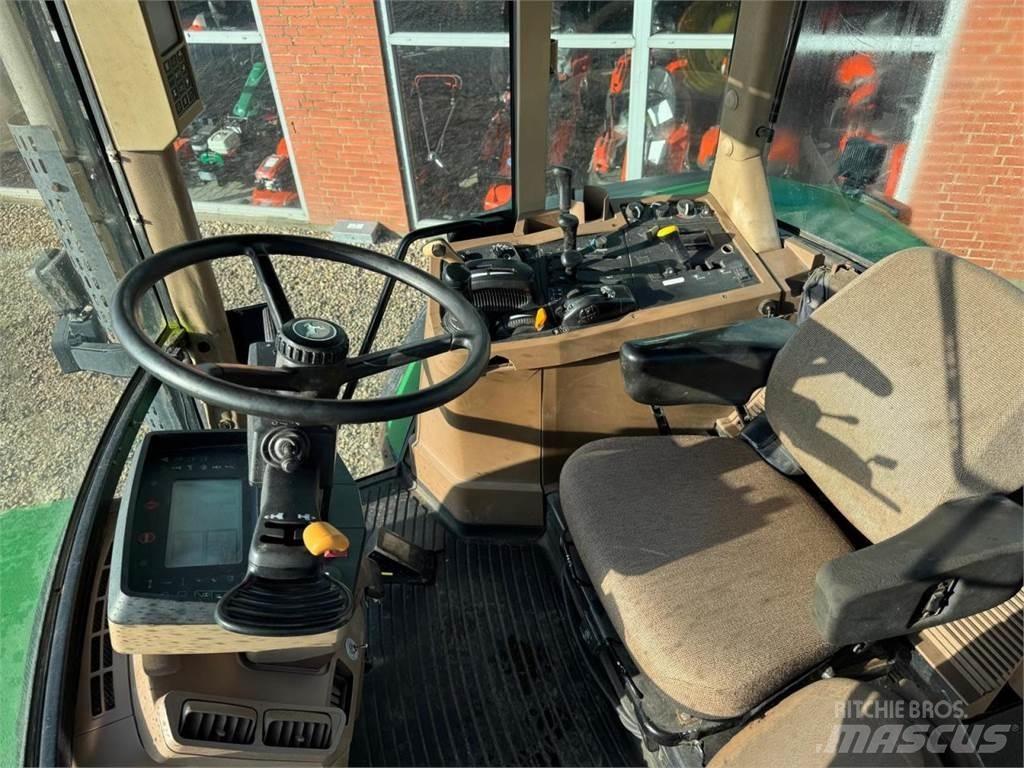 John Deere 7710 Tractors