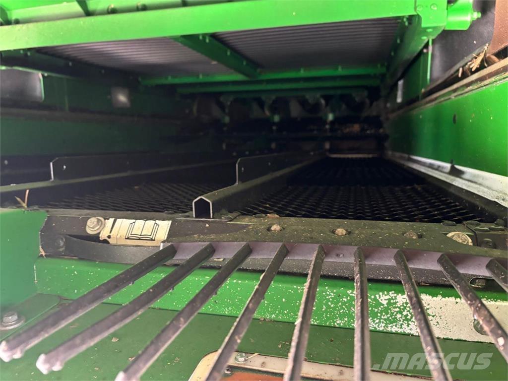 John Deere S785 Combine harvesters