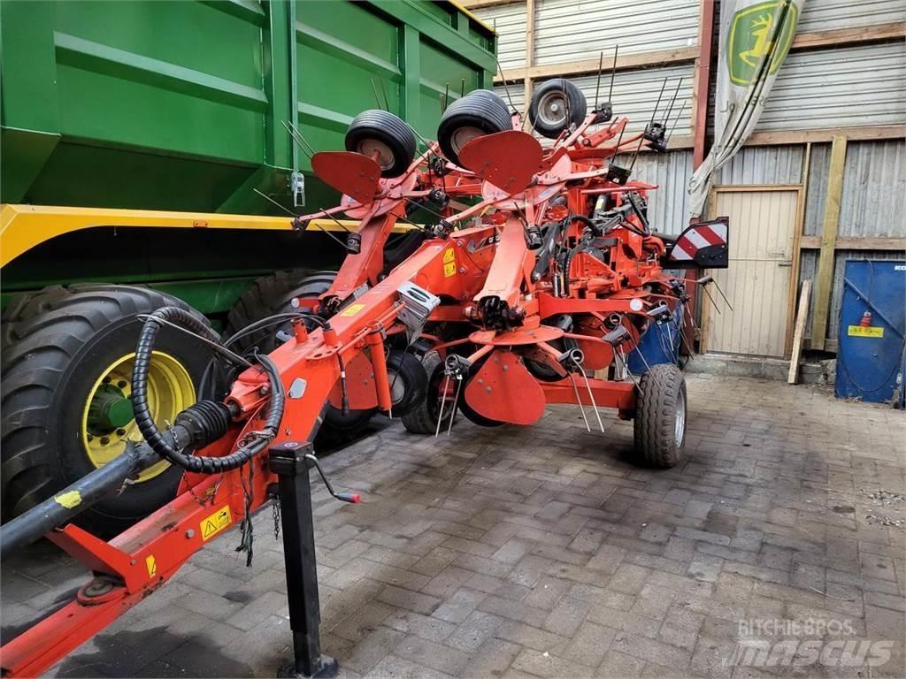 Kuhn 13M SPREDER Rakes and tedders