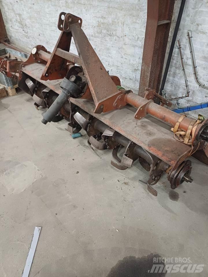 Kuhn FRÆSER Power harrows and rototillers