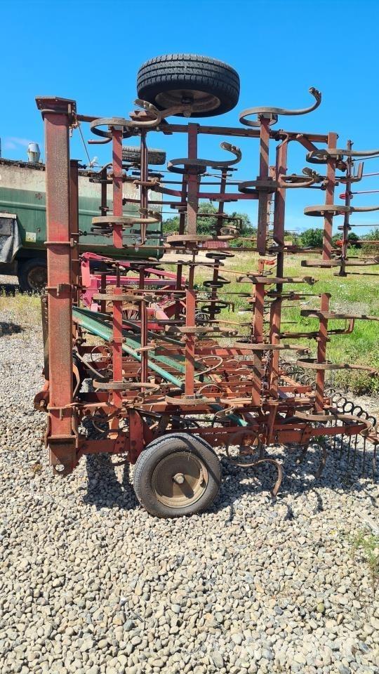Kverneland 6M Disc harrows