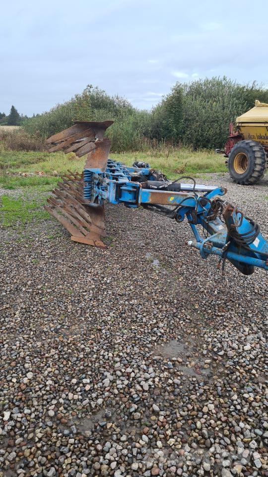 Lemken 6 F Reversible ploughs