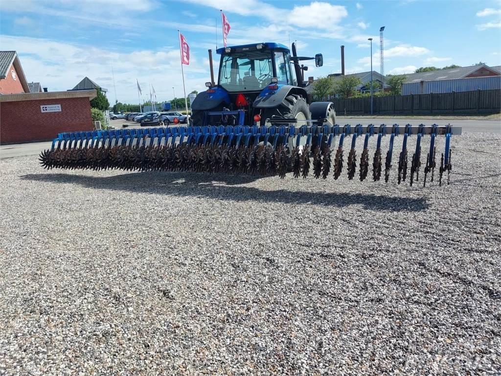 Martofte 9M Cultivators