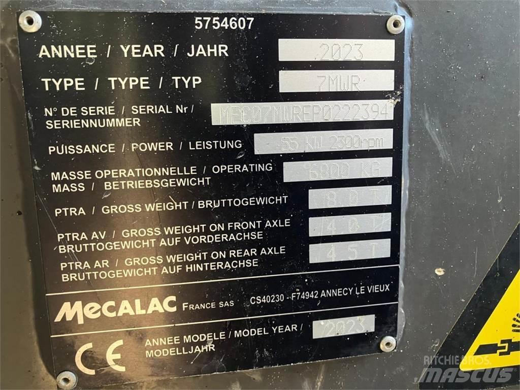 Mecalac 7MWR Wheeled excavators