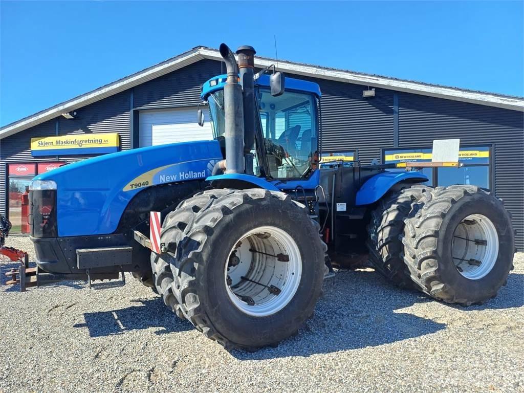 New Holland T9040 Tractors