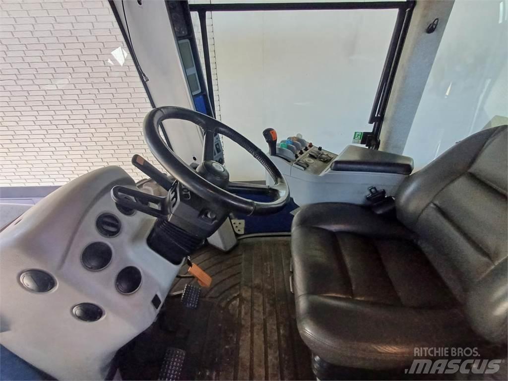 New Holland T9040 Tractors