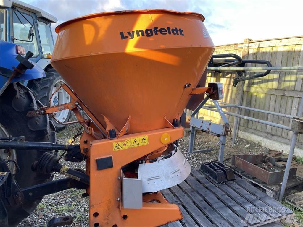 Rauch SA360 Sand and salt spreaders