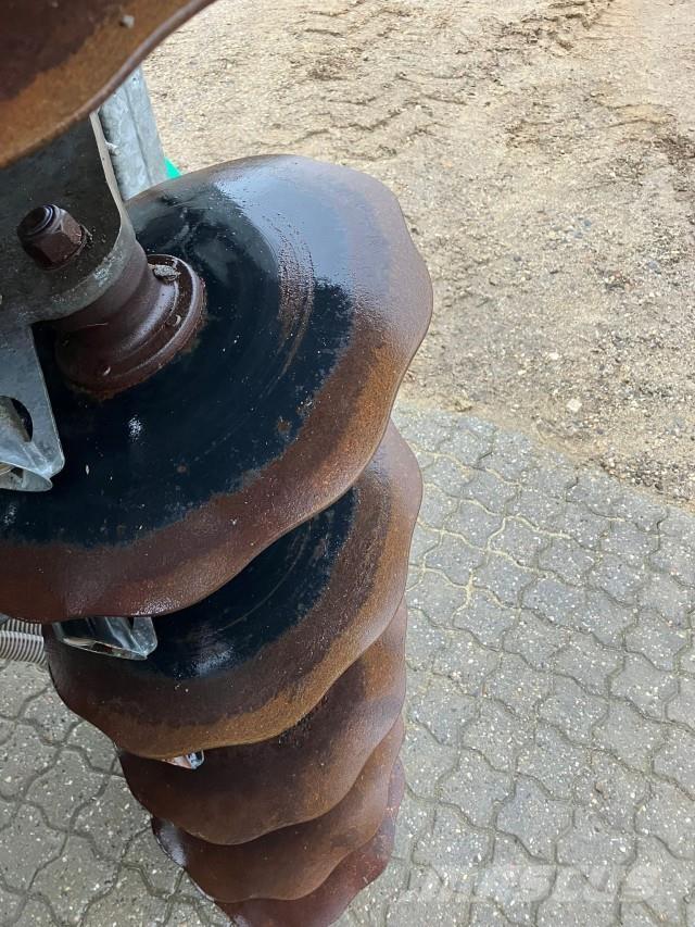 Samson SD II 700 Fertilizer sprayers