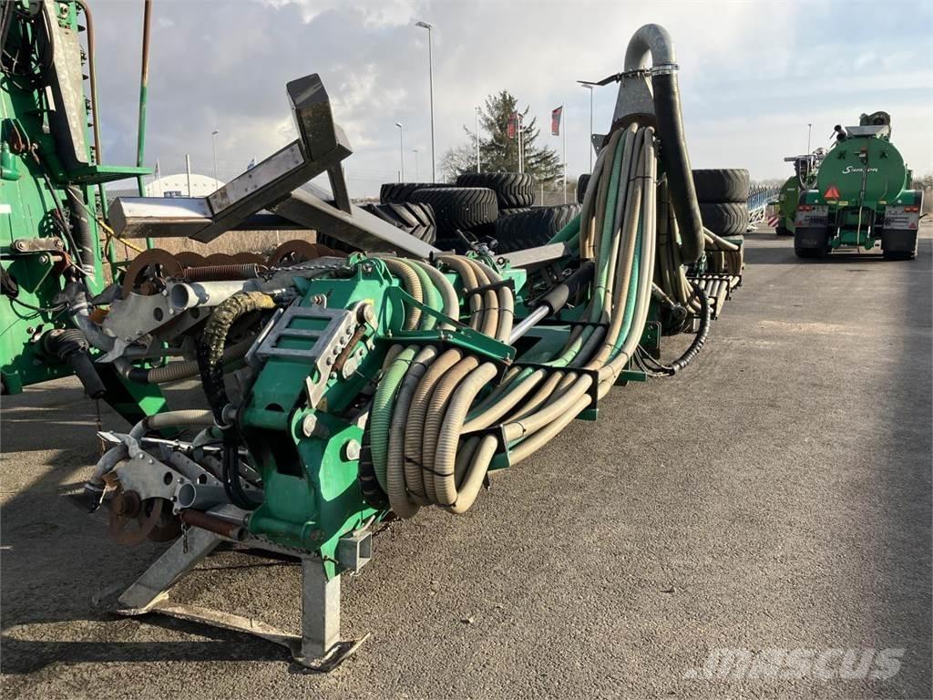 Samson TD 12 Fertilizer sprayers