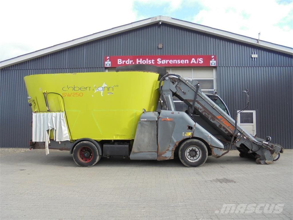 Storti SW250 Forage wagons