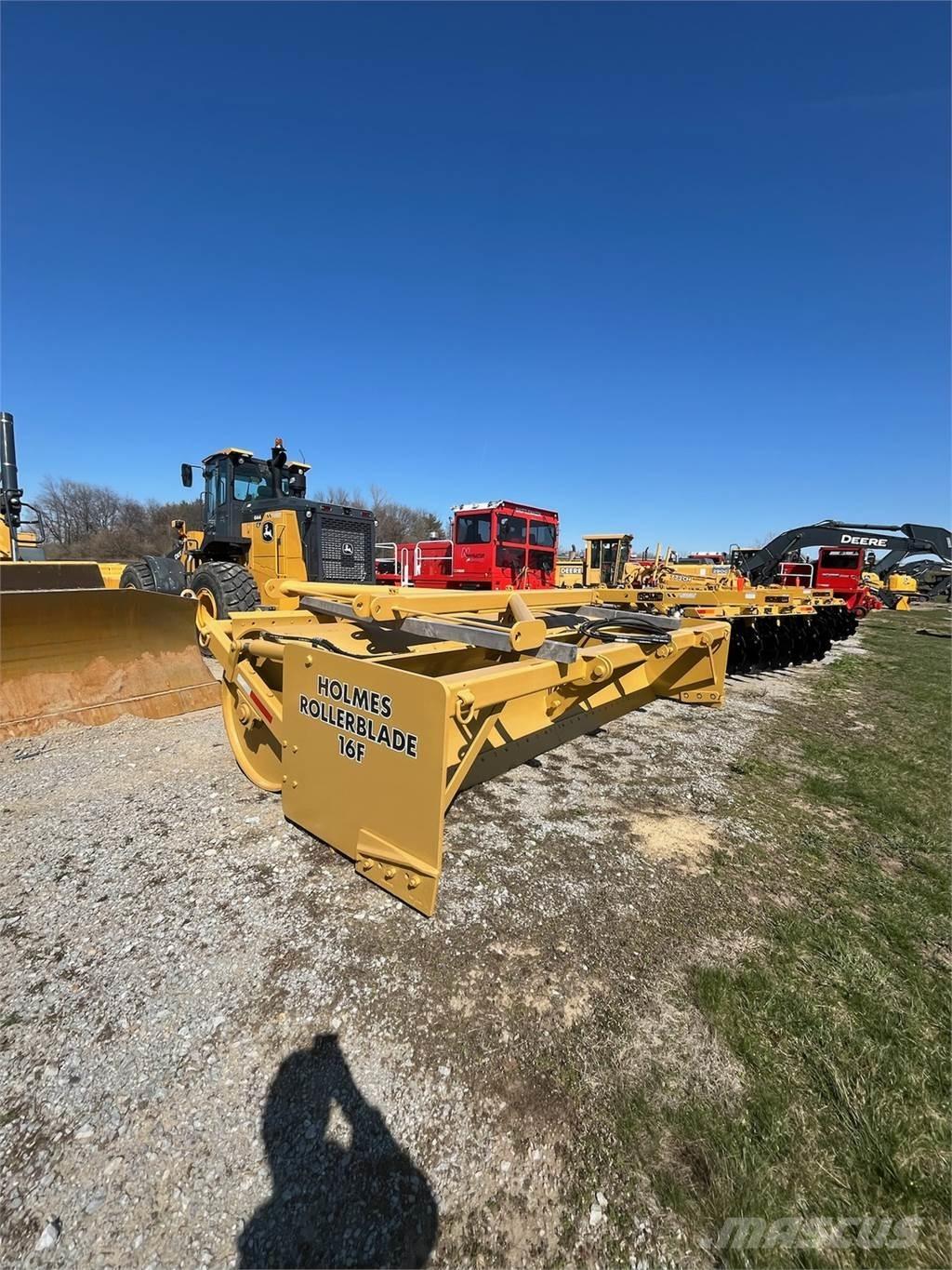  16' RLR BLD Tractors