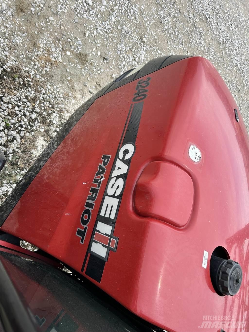 Case IH 3240 Trailed sprayers