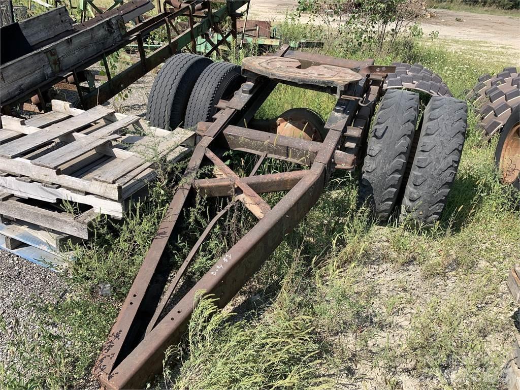  DOLLY Farm machinery