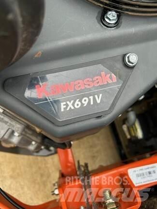 Husqvarna Z548 Zero turn mowers