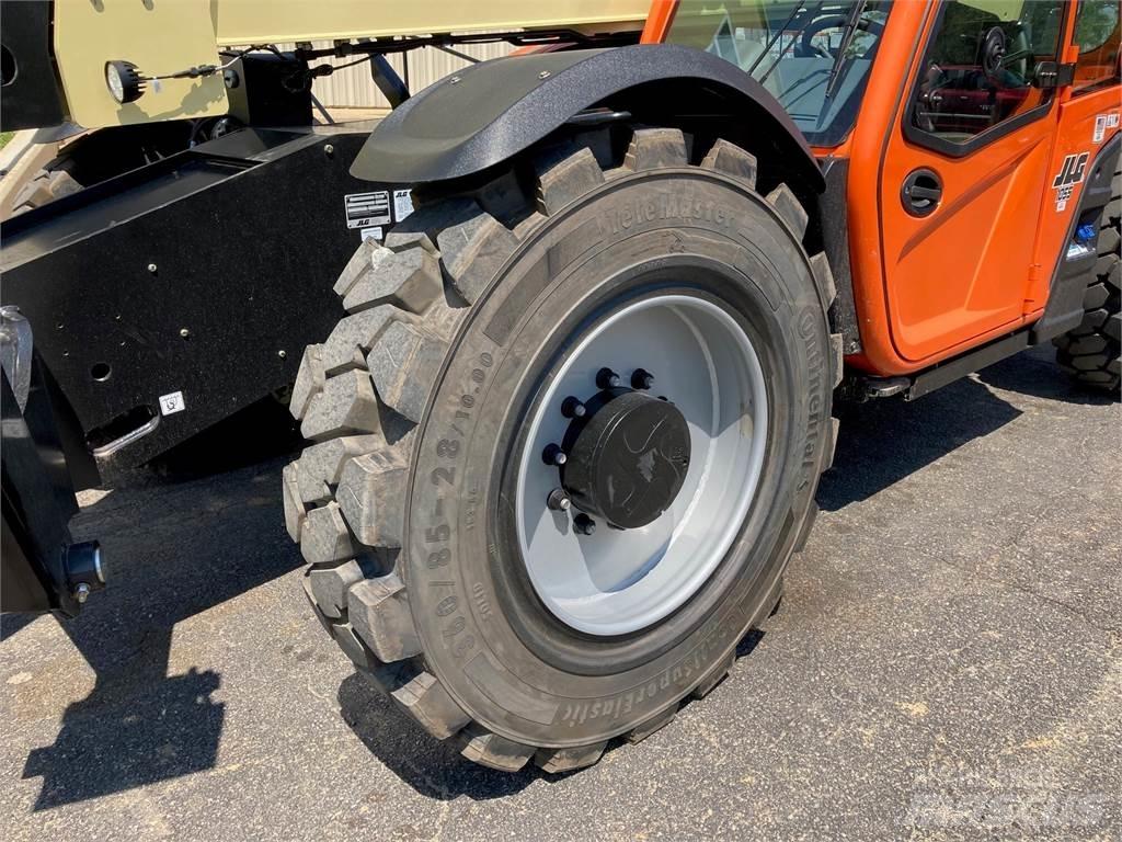 JLG 1055 Telescopic handlers
