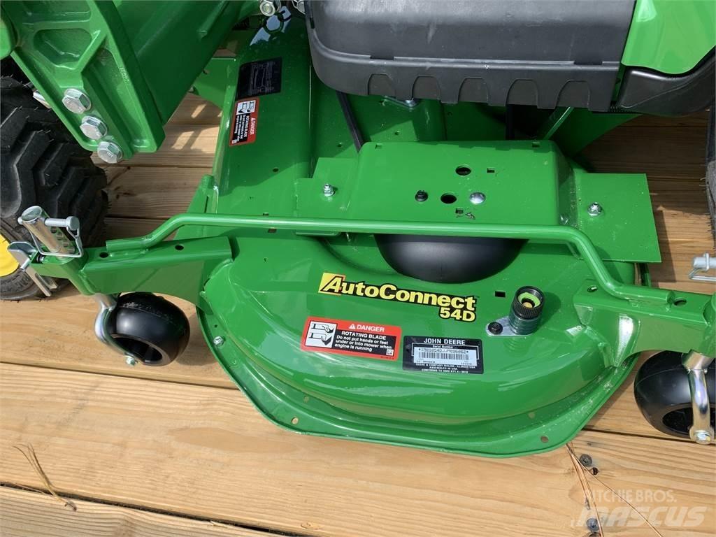 John Deere 1023E Compact tractors
