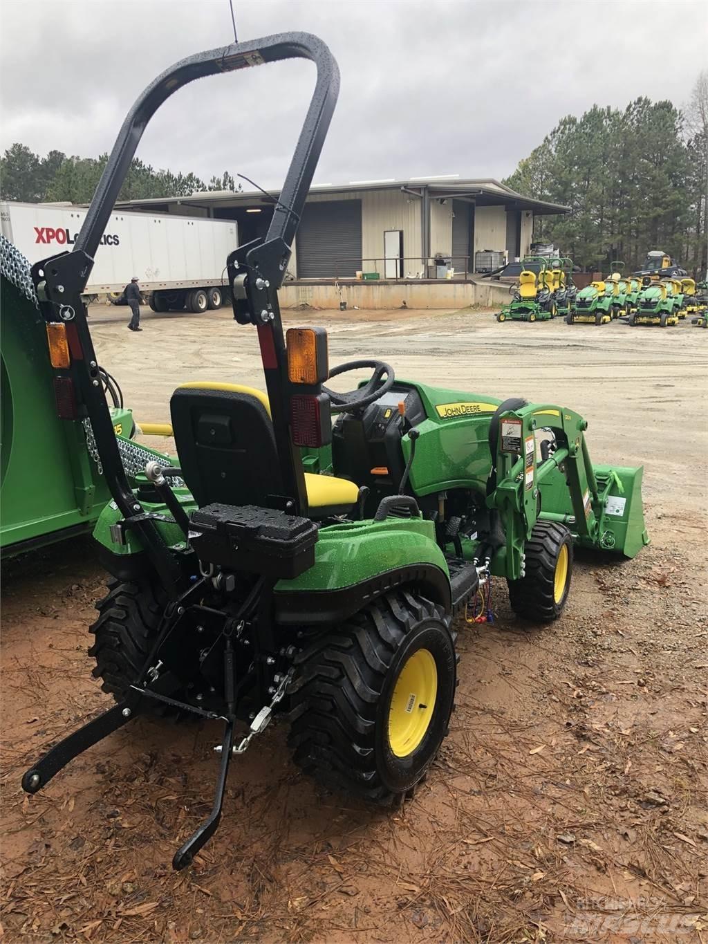 John Deere 1023E Compact tractors