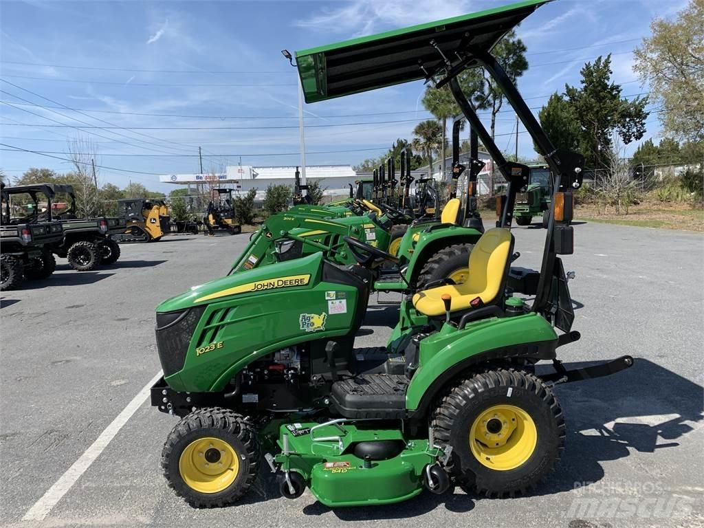 John Deere 1023E Compact tractors