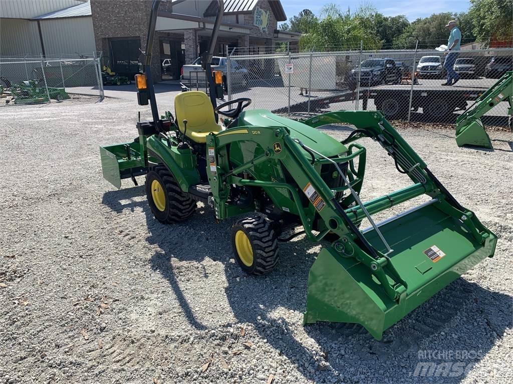 John Deere 1023E Compact tractors