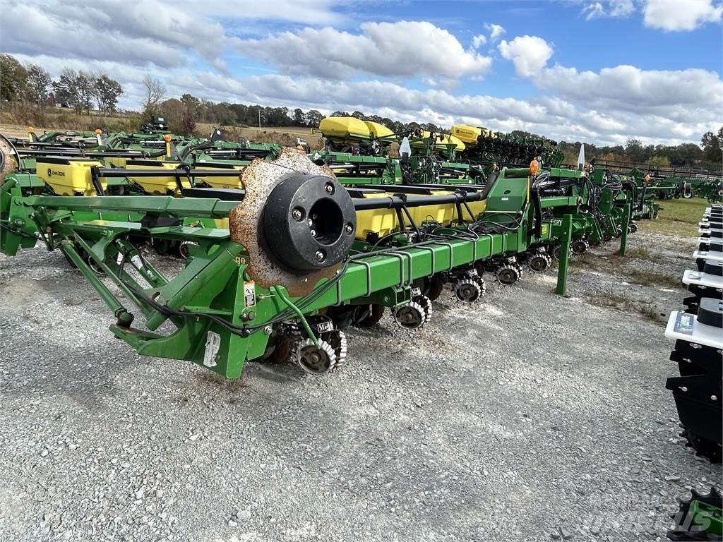 John Deere 1720 Planters