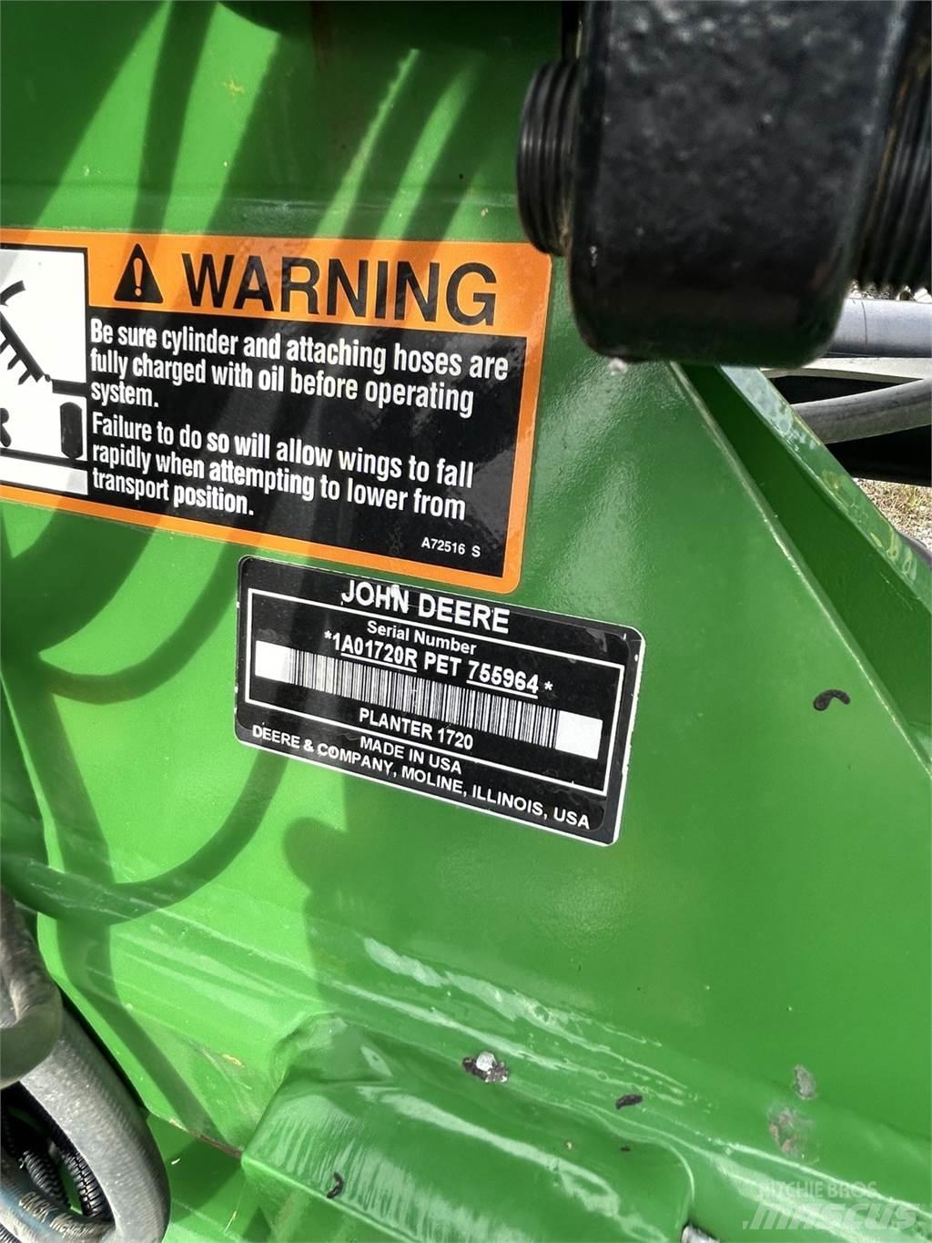 John Deere 1720 Planters