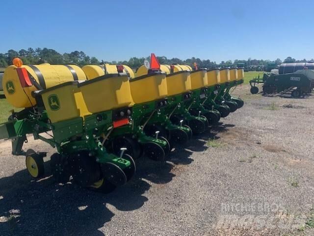 John Deere 1755 Planters