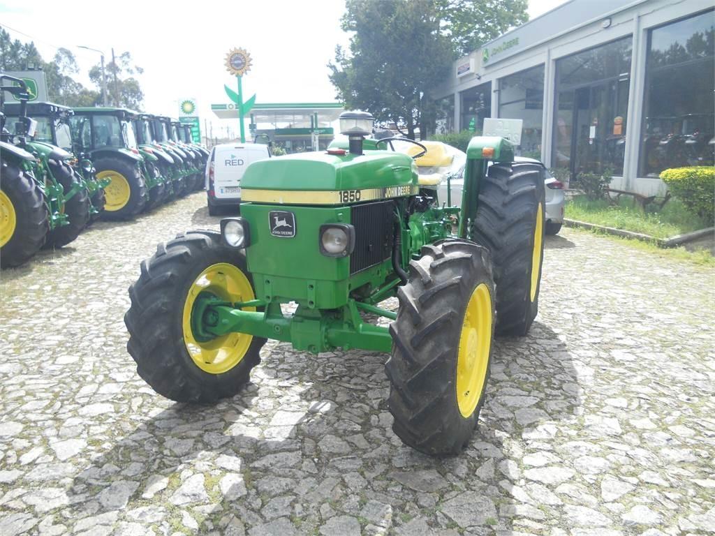 John Deere 1850 Tractors