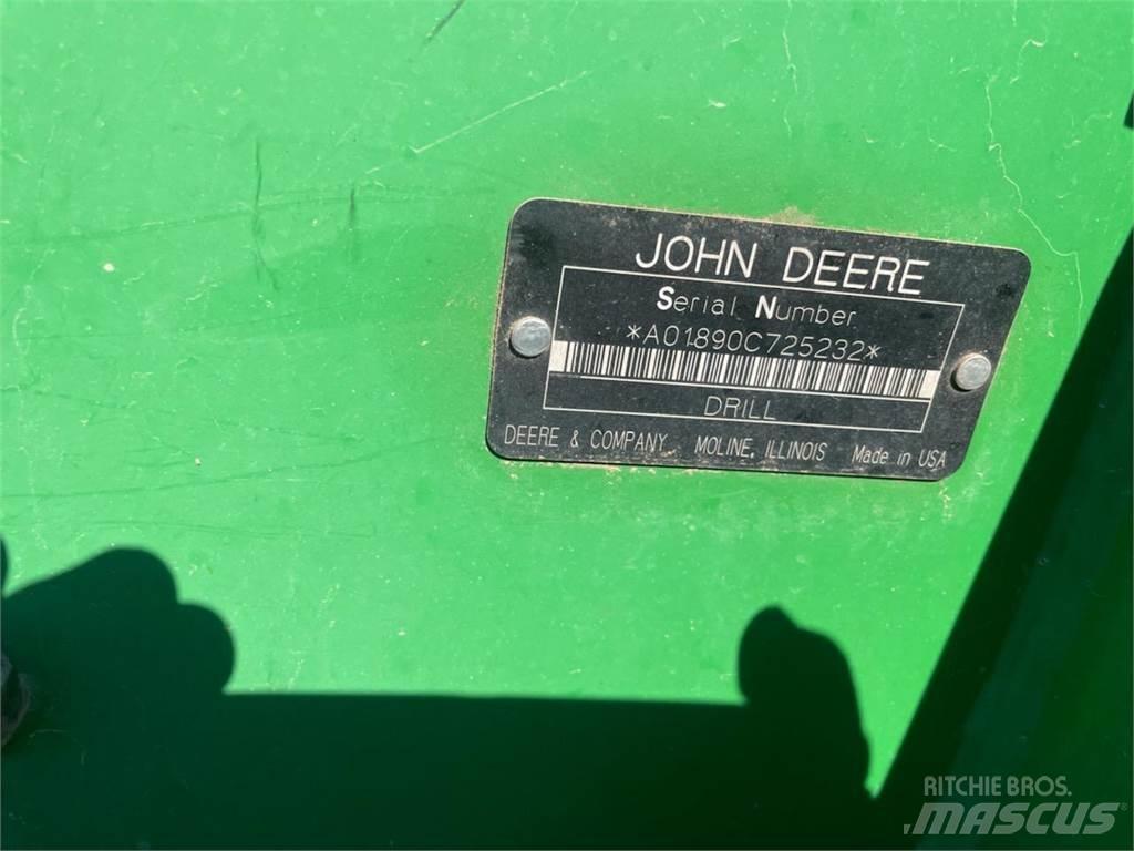 John Deere 1890 Drills