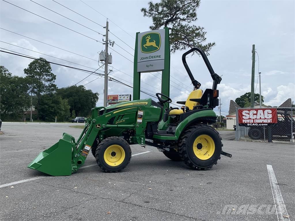 John Deere 2025R Compact tractors