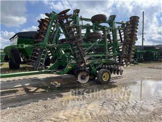 John Deere 2623 Disc harrows