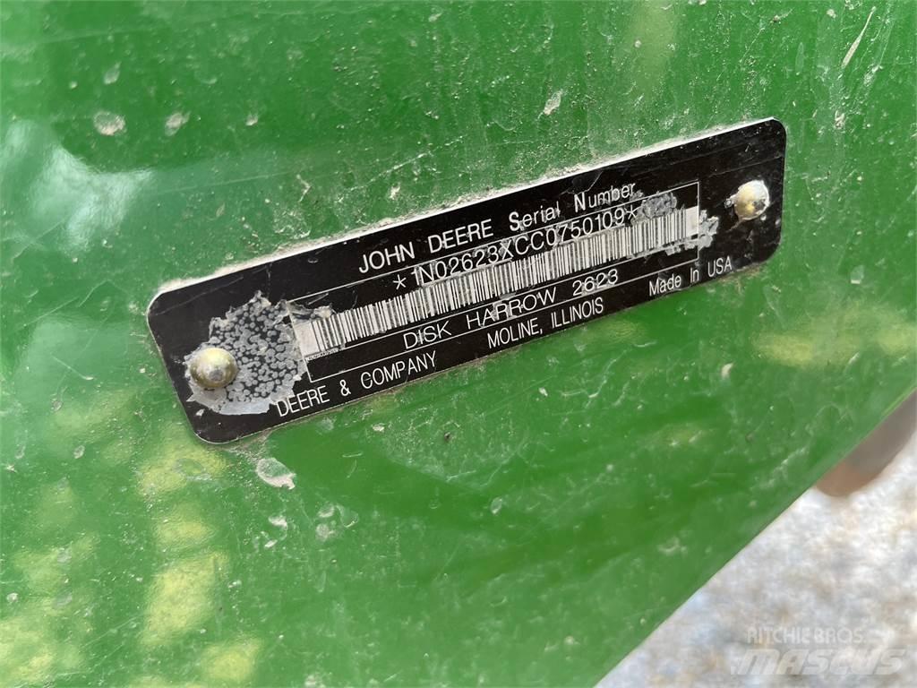 John Deere 2623 Disc harrows