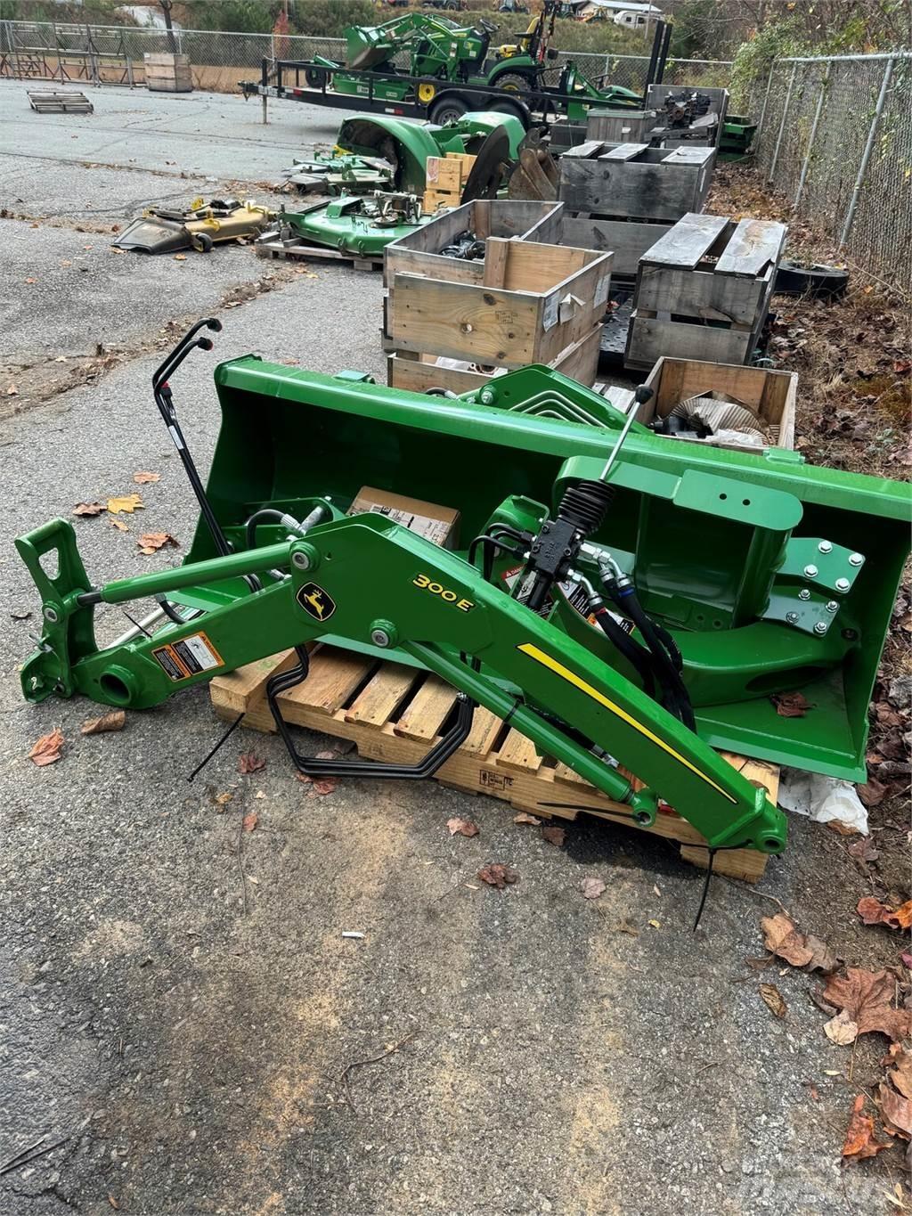 John Deere 300E Farm machinery