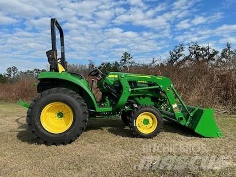 John Deere 3043D Tractors