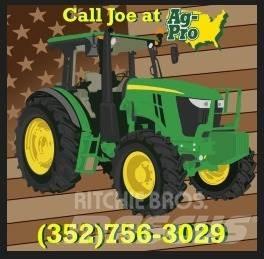 John Deere 3043D Tractors