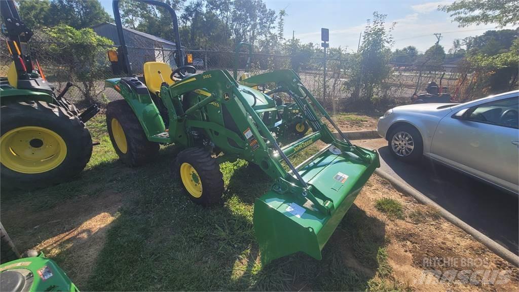 John Deere 3043D Tractors