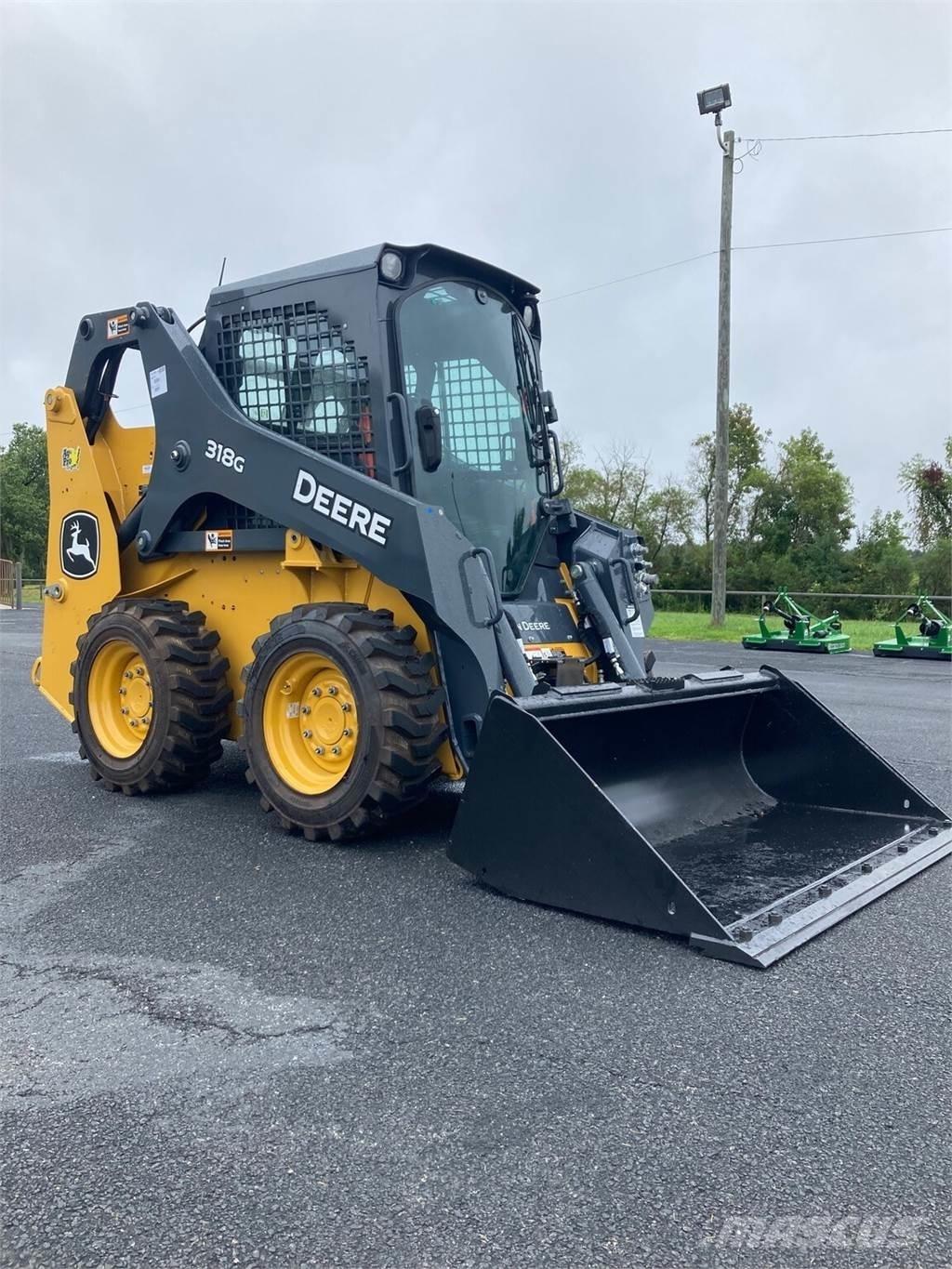 John Deere 318G Skid steer loaders
