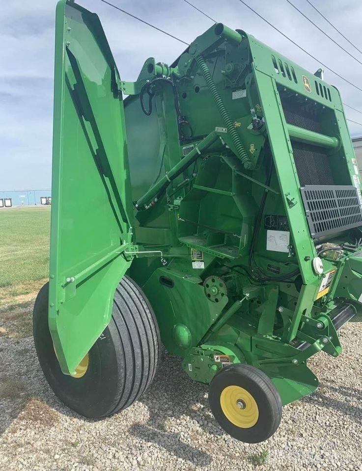 John Deere 450M Round balers