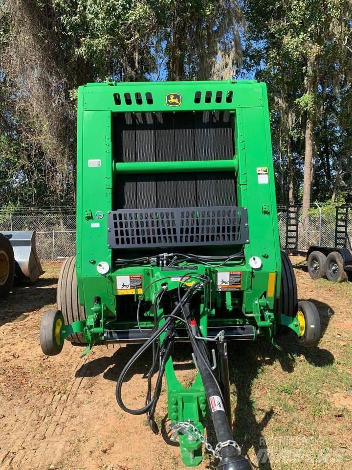 John Deere 460M Round balers