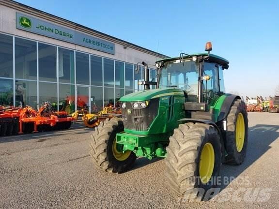 John Deere 6105M Tractors