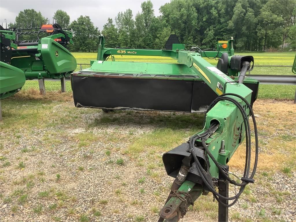 John Deere 635 Mower-conditioners
