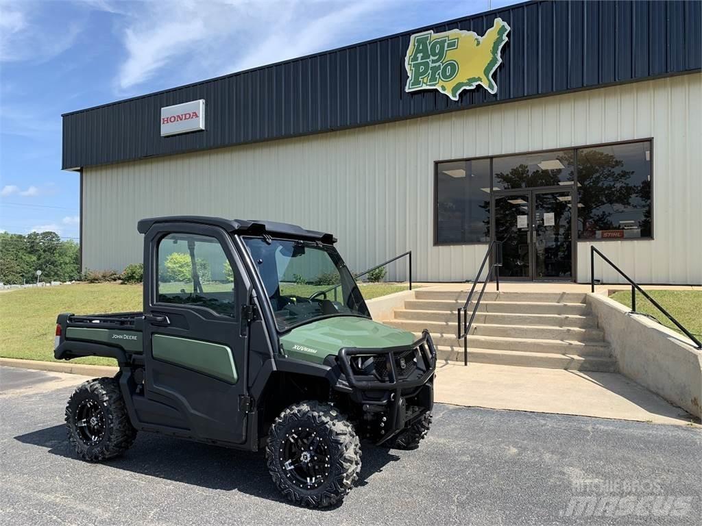 John Deere 835M Utility machines