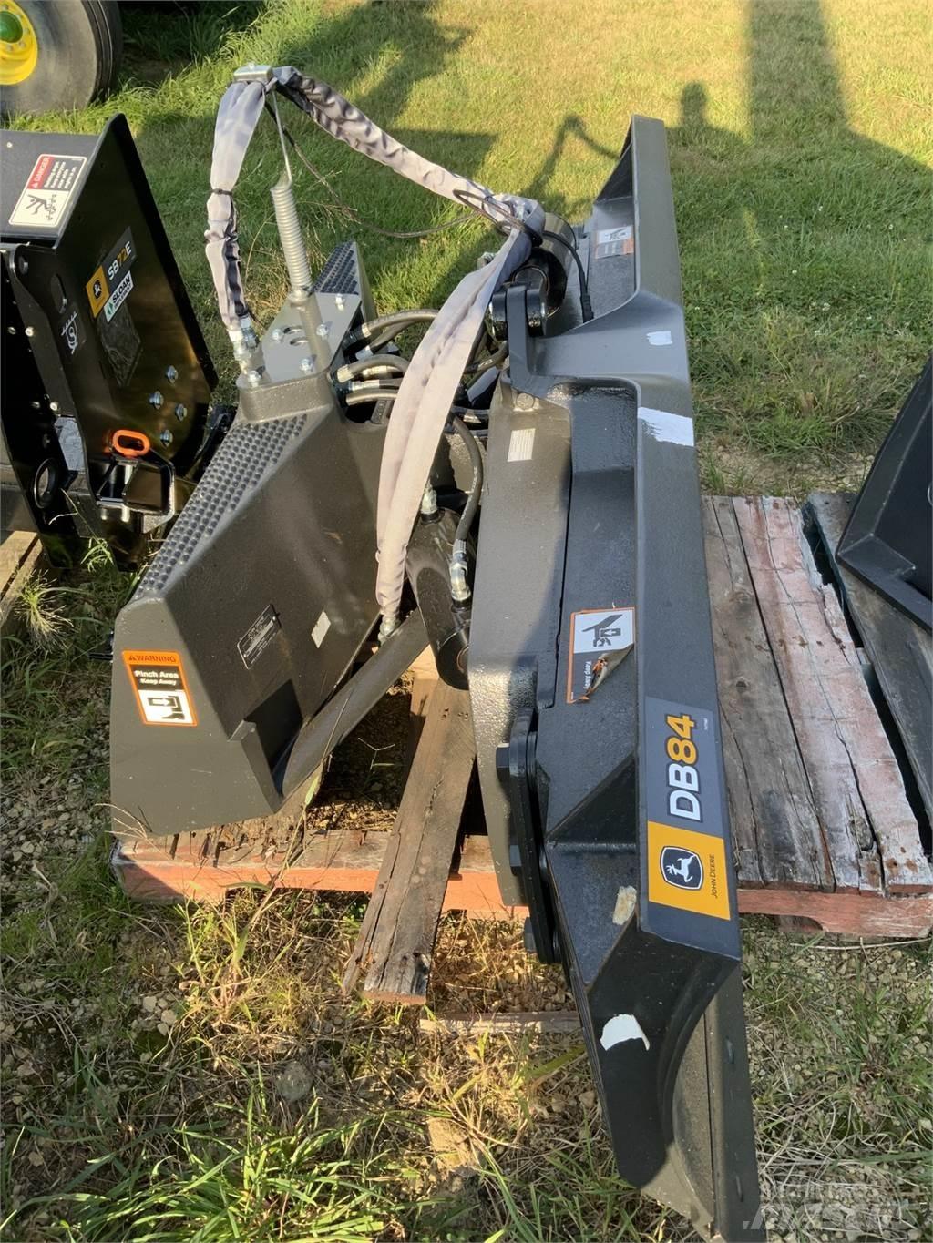 John Deere DB84 Other