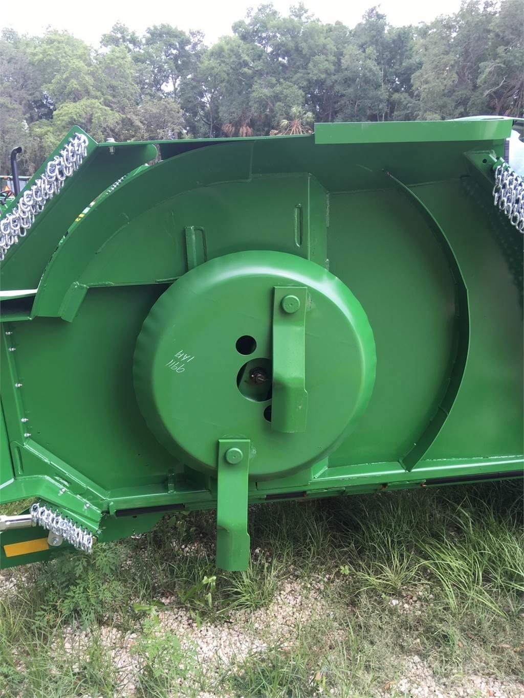 John Deere FC12E Bale shredders, cutters and unrollers