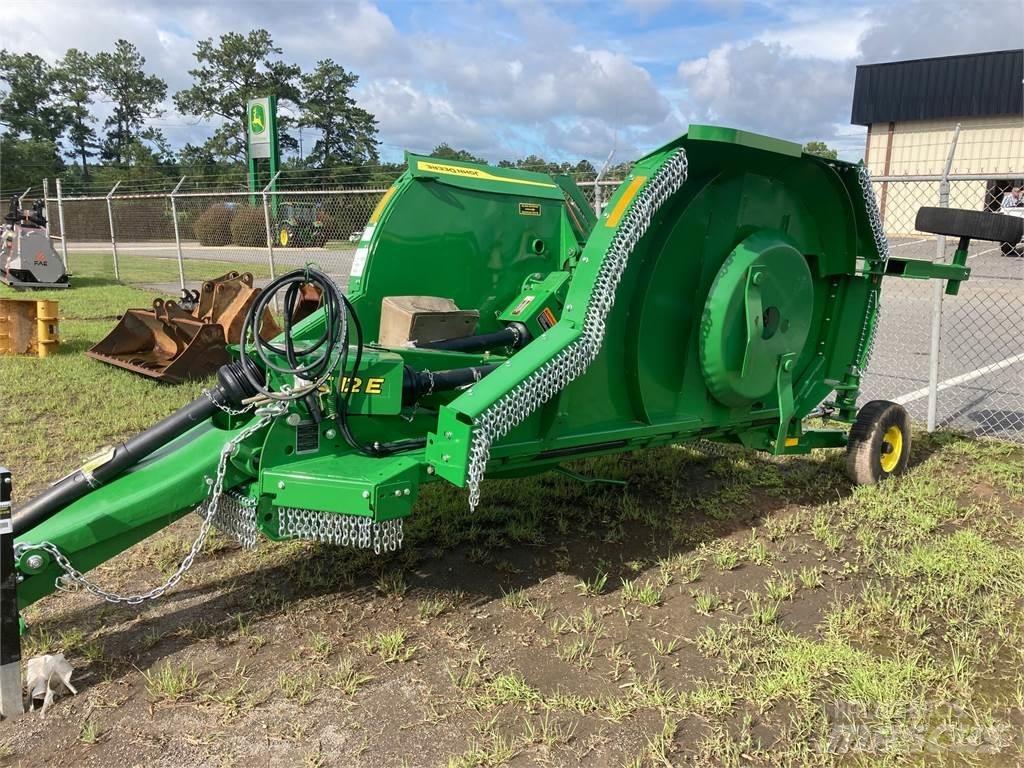 John Deere FC12E Bale shredders, cutters and unrollers