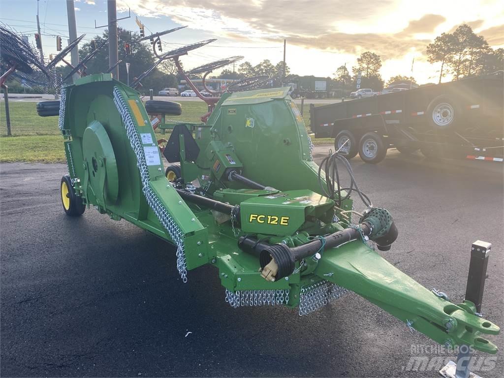 John Deere FC12E Bale shredders, cutters and unrollers
